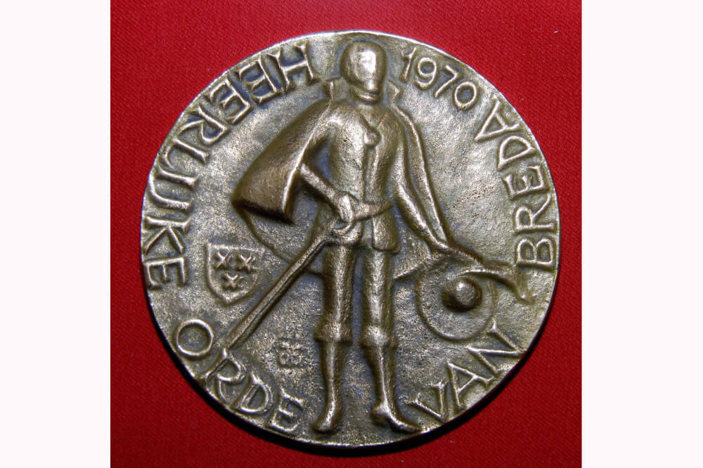 24110601heerlijkeordepenning