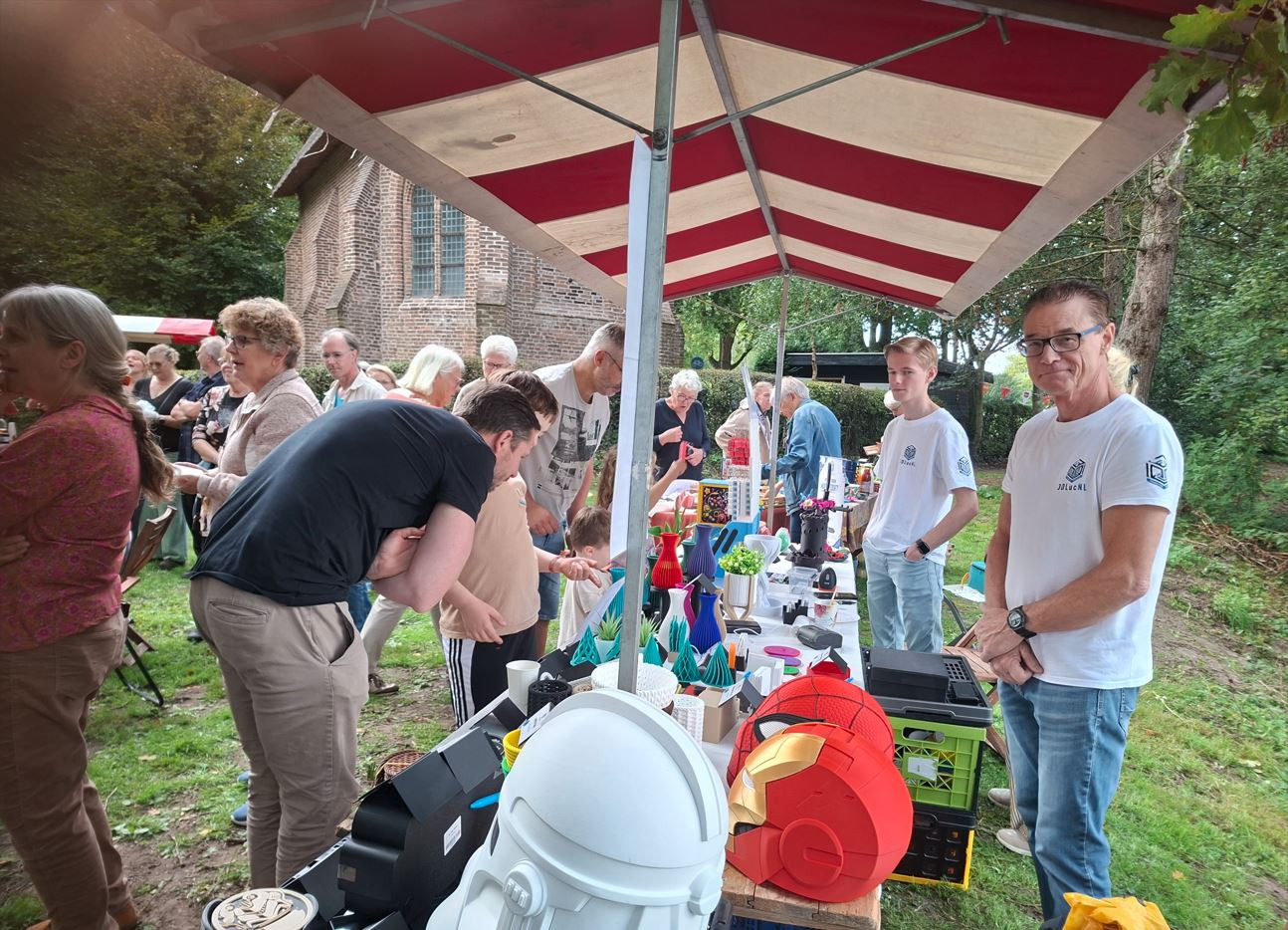 26092802burendag2mr