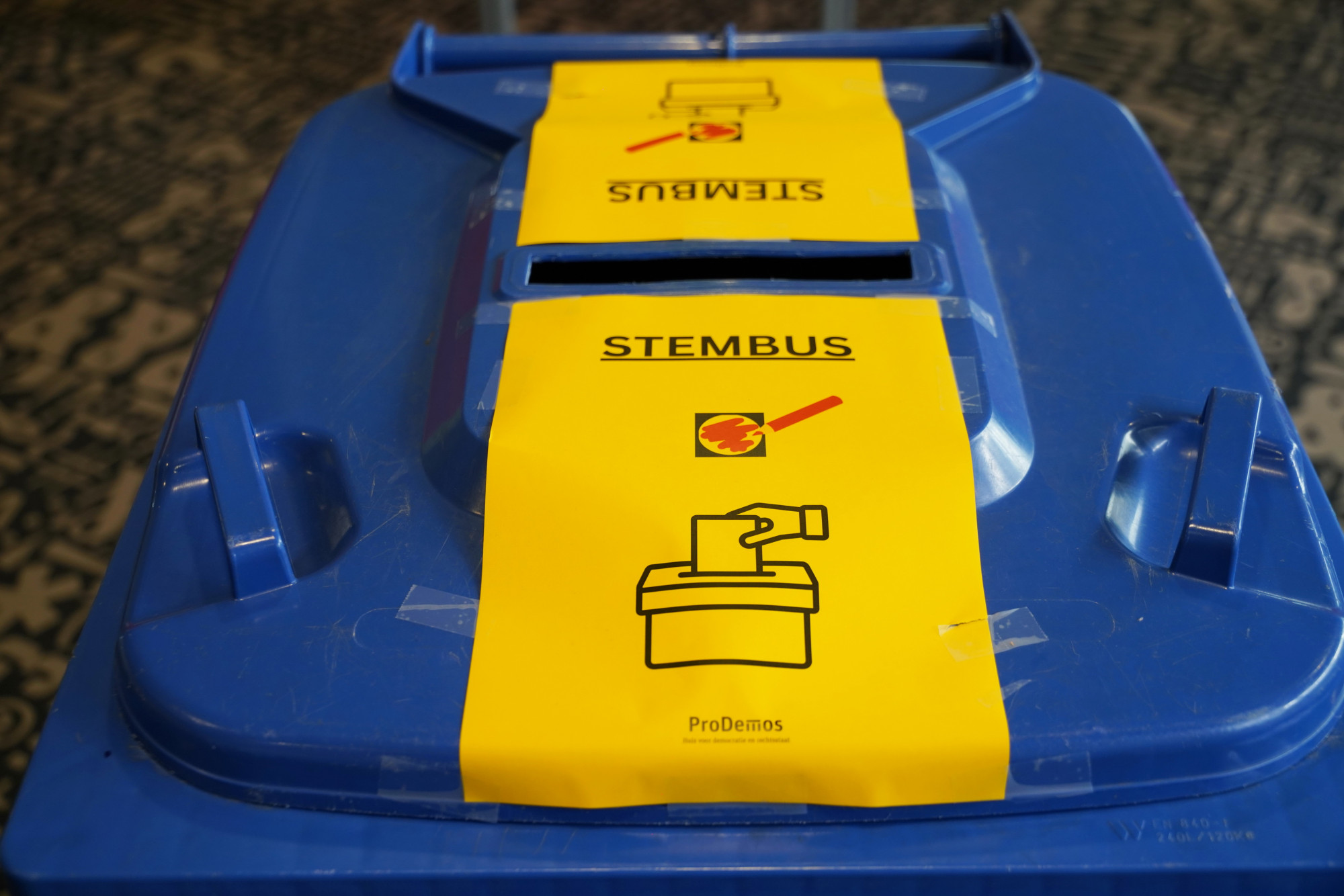 25102801geverkiezingen6adv