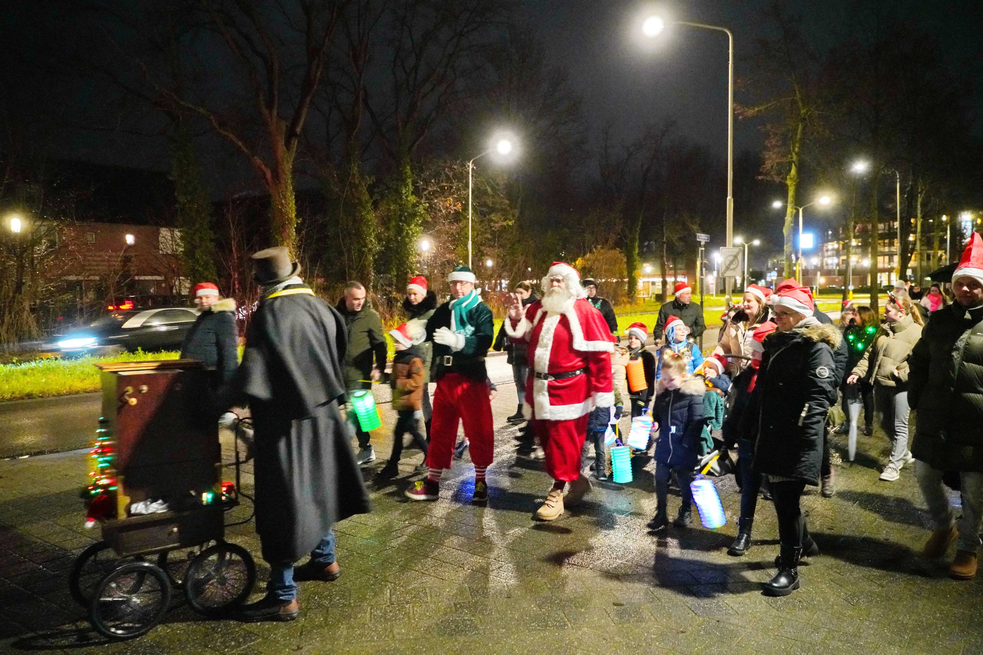 24121502kerstman2gd