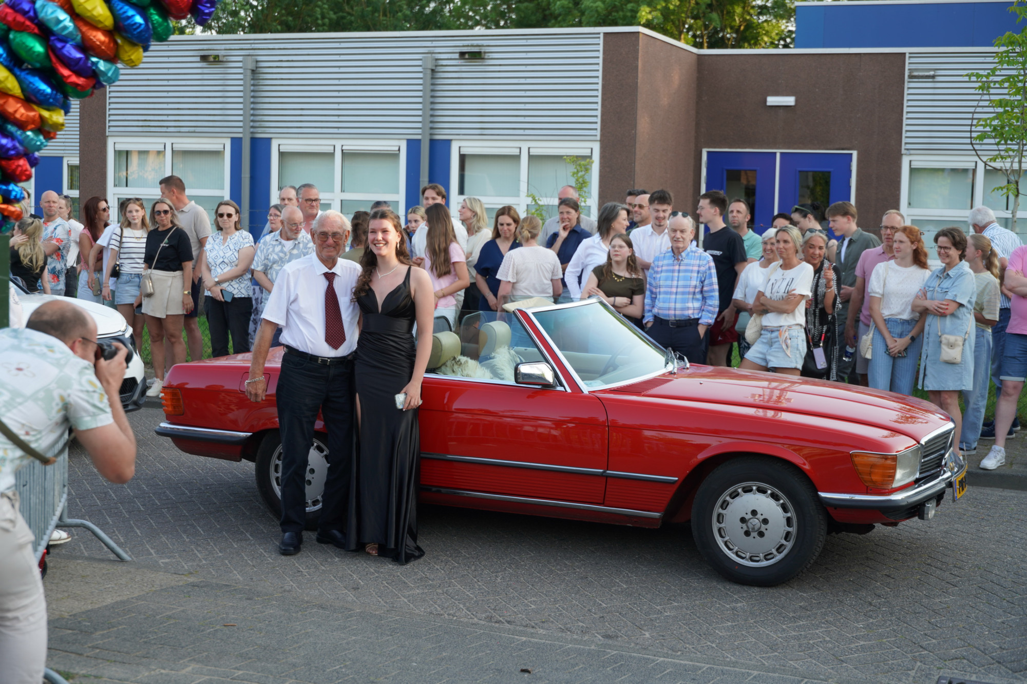 26052701gala02adv