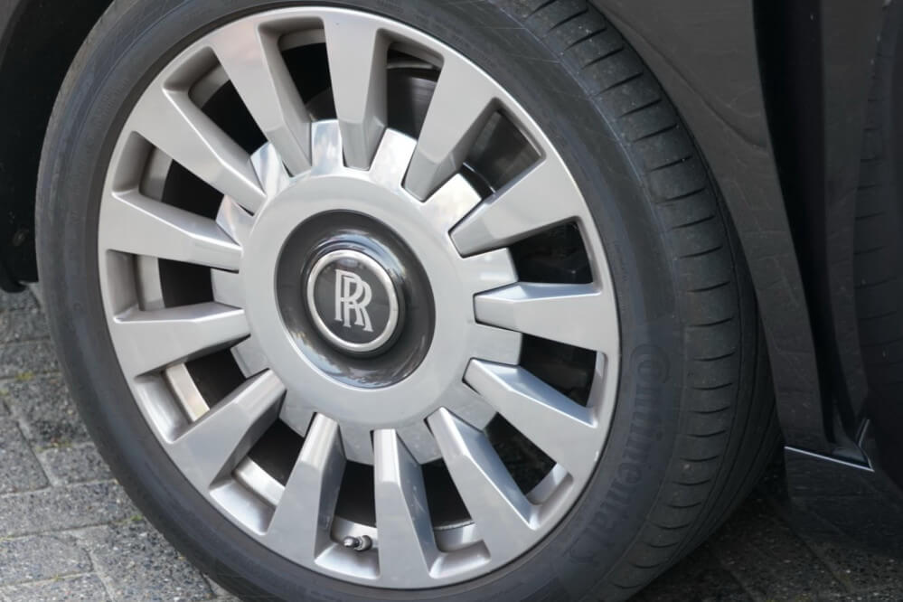 26060802rollsroyce