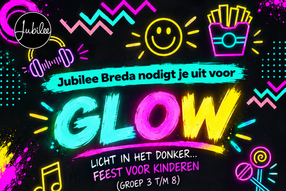 26101403glow1