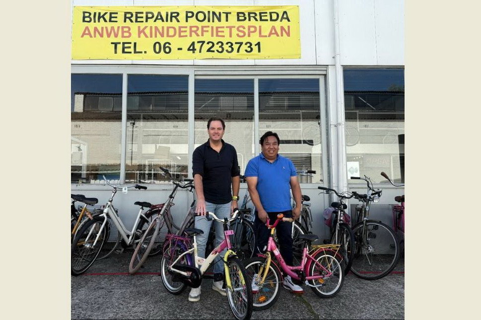 26101901bike repair